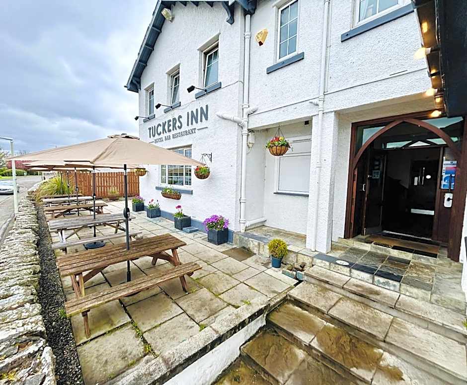 Tuckers Inn