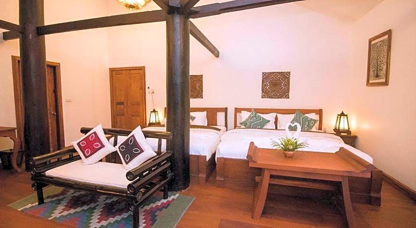 Royal Peacock Boutique Hotel