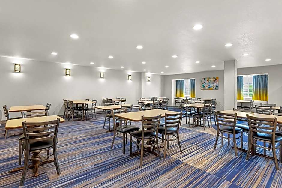 Microtel Inn & Suites by Wyndham Sainte Genevieve