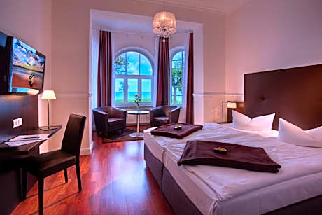 Promenade Double Room with Sea View