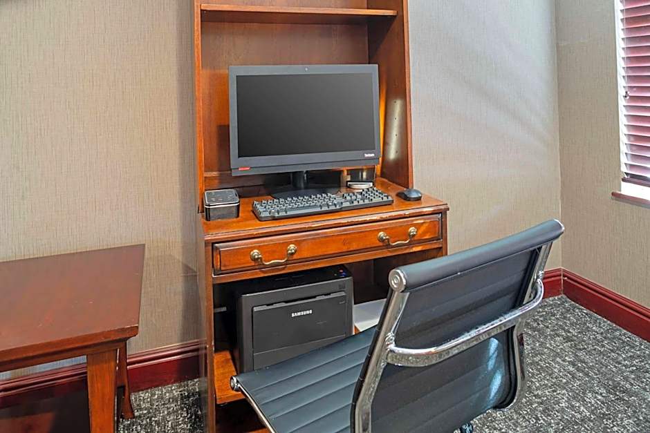Best Western Cascade Inn & Suites