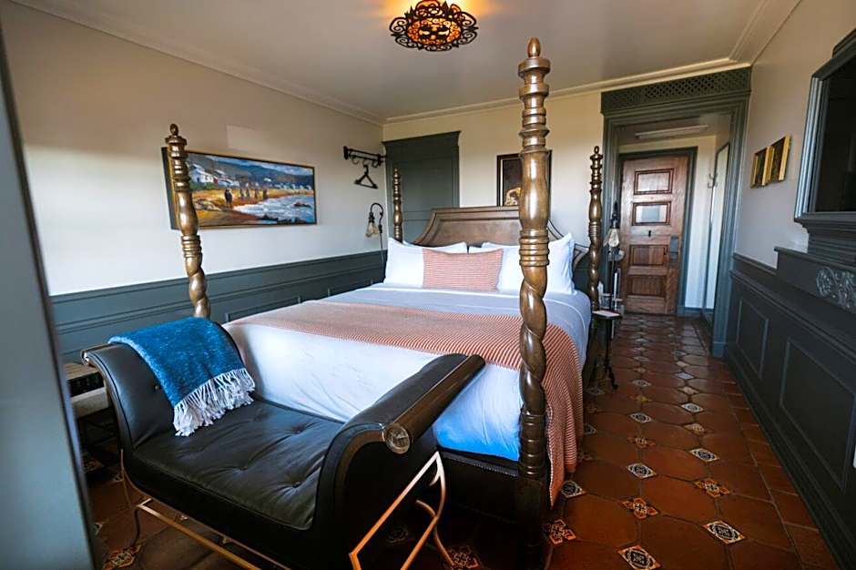 El Caminante Bar & Bungalows