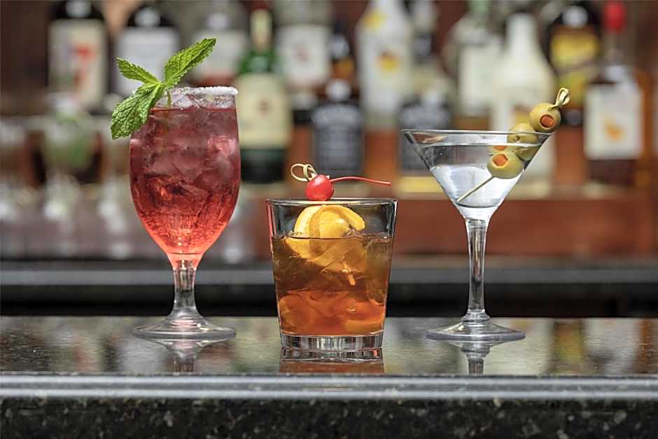 Virginia Crossings Hotel, Tapestry Collection by Hilton