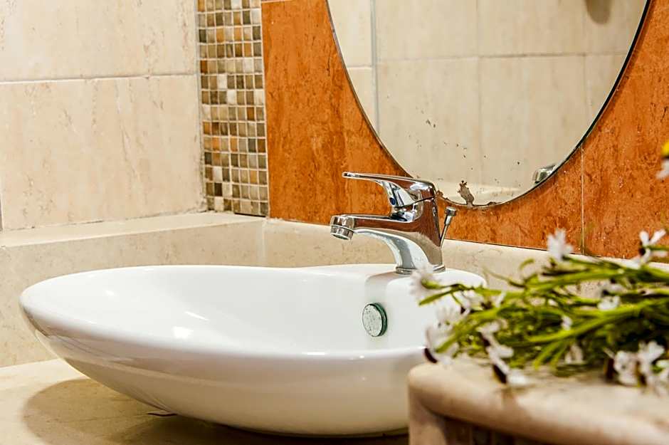 Zante Plaza Hotel & Apartments