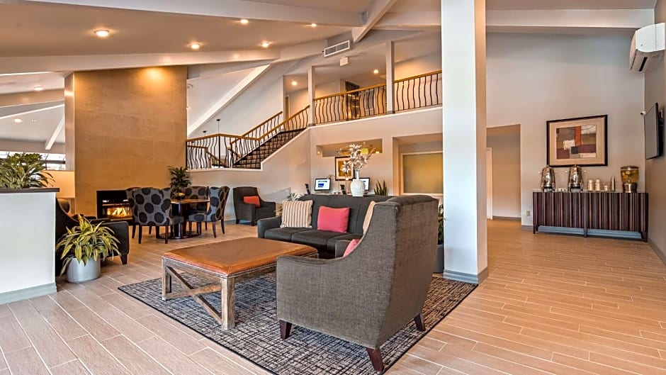 Best Western Plus Executive Inn