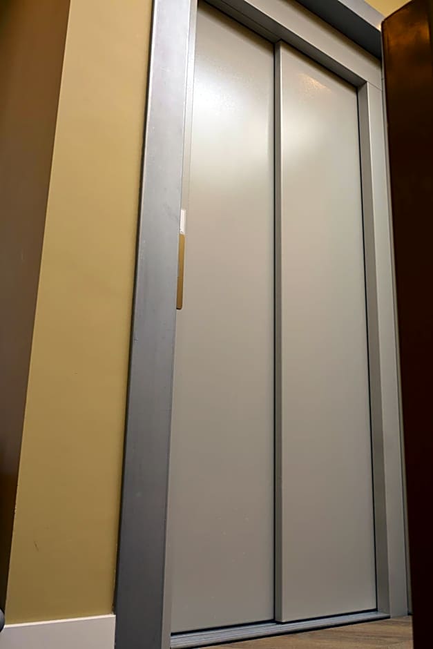 The IF Boutique hotel