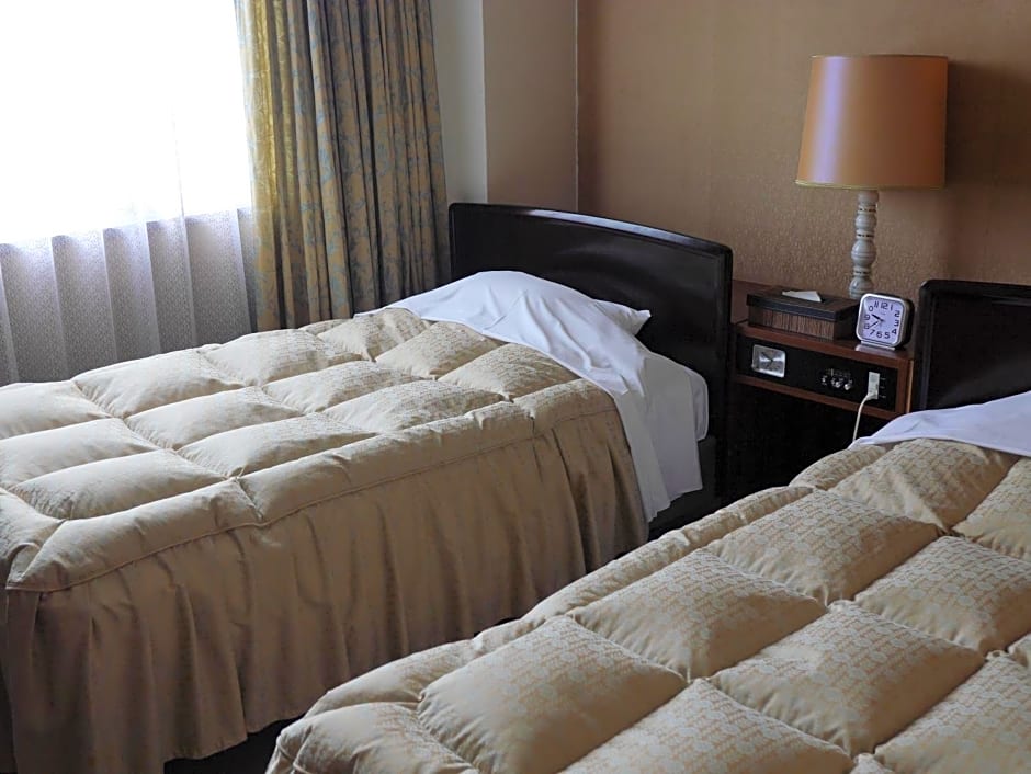 Hotel CROWN HILLS MIYOSHI