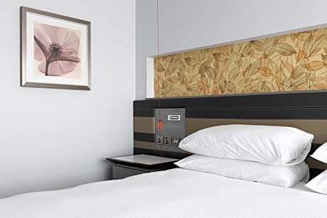 King Room - Mobility Accessible