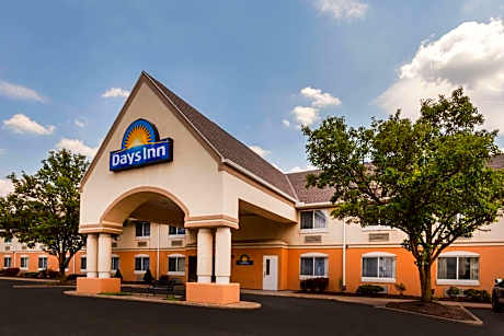 Days Inn by Wyndham Milan Sandusky South