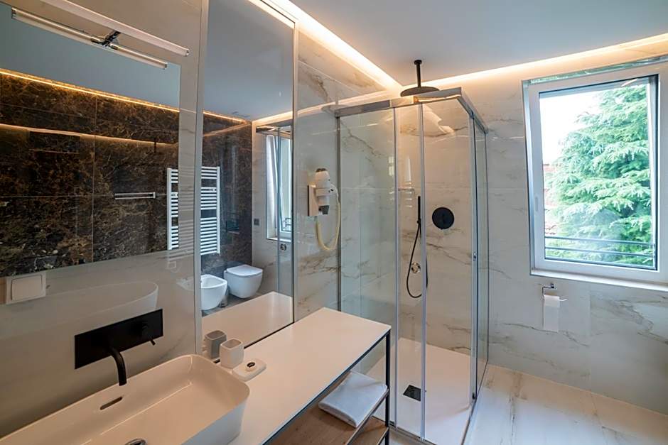 GRANDI 32 Boutique Residence