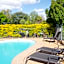 Jacaranda Country Motel