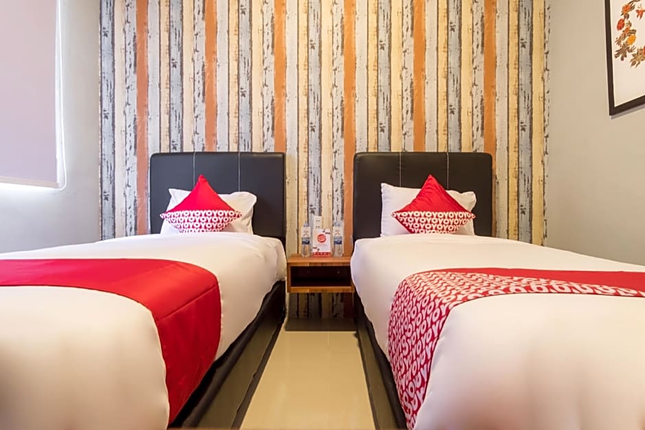 Super OYO 360 Mangaan Residence