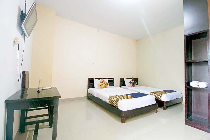 Hotel O Grand Azizah