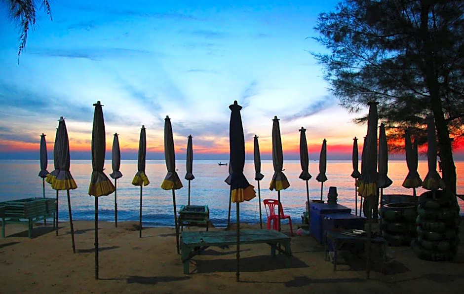 THE BEACH CHA AM Residence