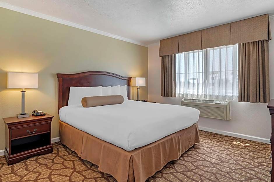 Best Western Salinas Monterey Hotel