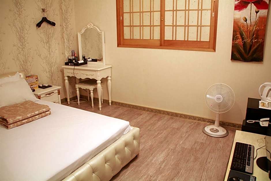 Andong Hotel