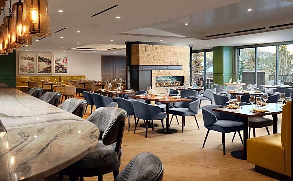 Hotel Alpenrock Breckenridge, Curio Collection by Hilton
