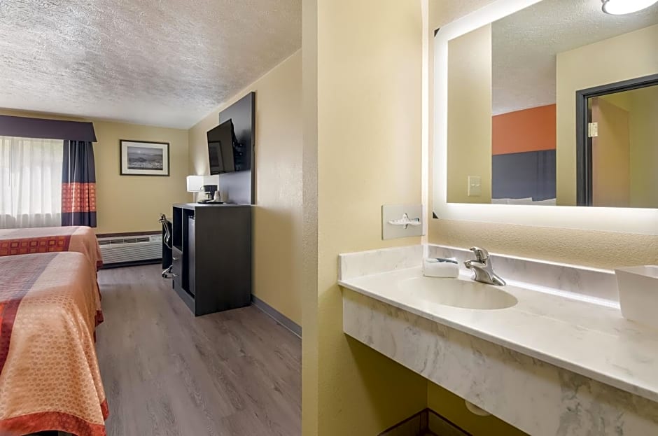Americas Best Value Inn & Suites Independence VA