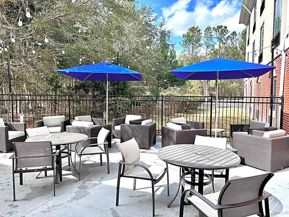 Holiday Inn Express Hotel & Suites Hinesville By IHG