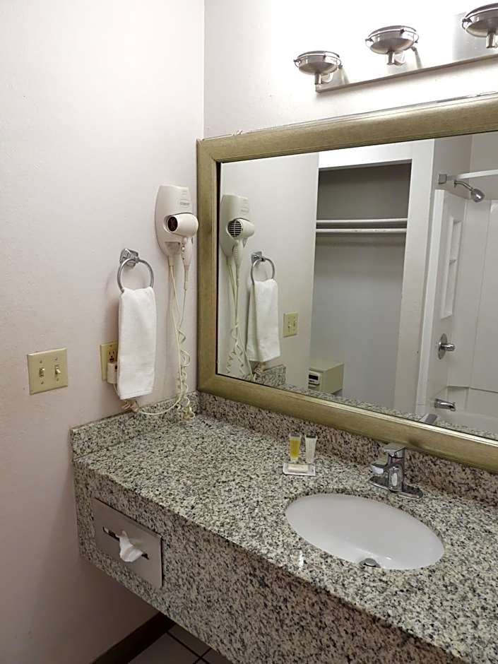 Super 8 by Wyndham Westminster Denver North