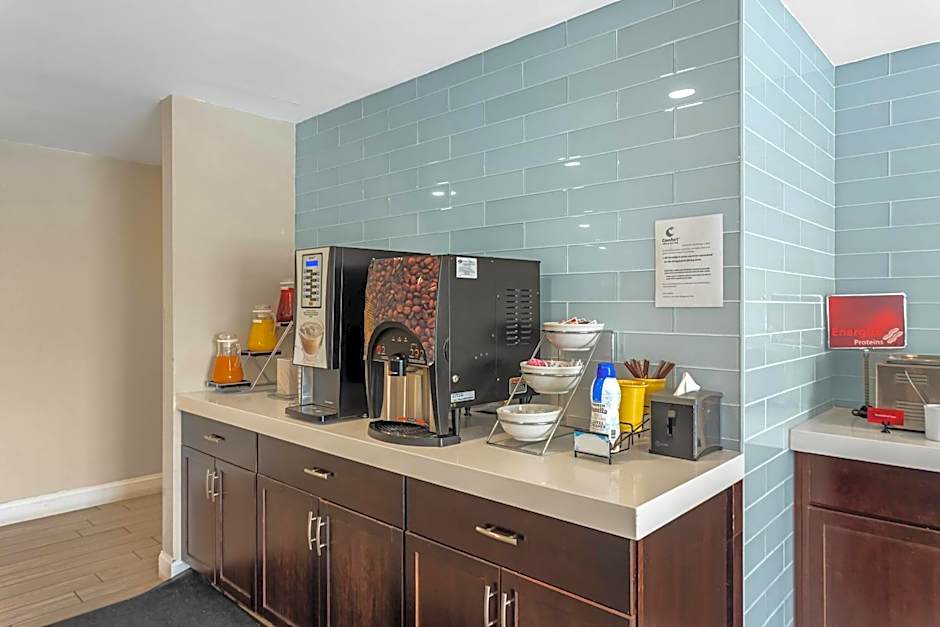 Comfort Inn & Suites Pottstown Eastern Gateway