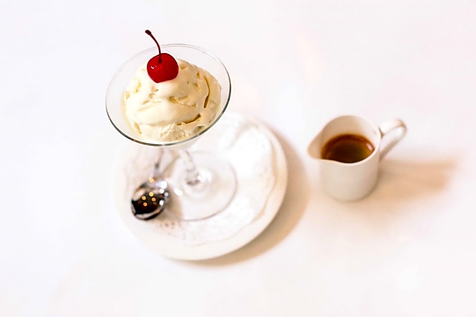 Geulis – Bandung, KY
