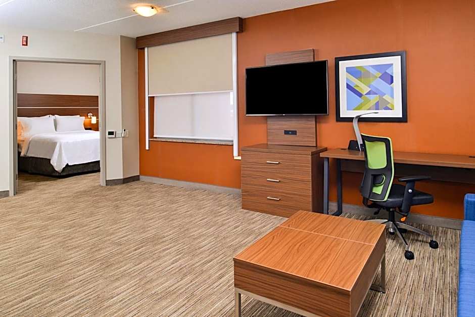 Holiday Inn Express & Suites Buffalo Downtown By IHG