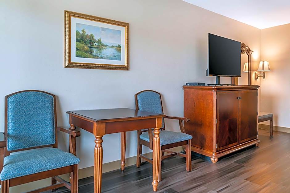 Best Western River Terrace