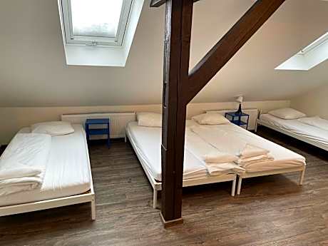 Private 5 bed room with a bathroom