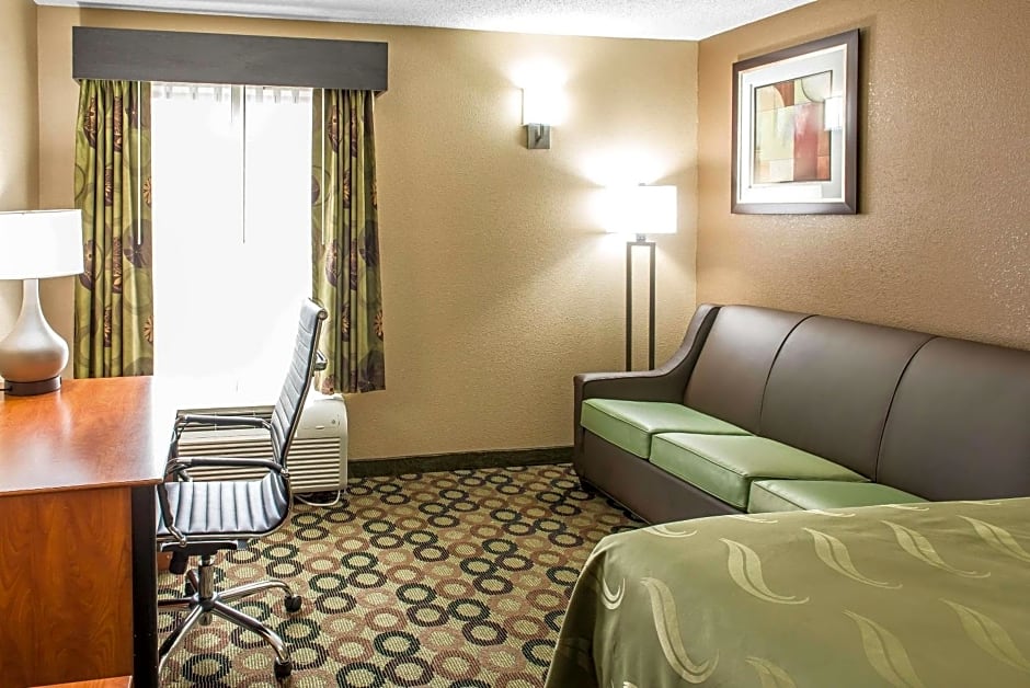 Quality Inn & Suites Columbus