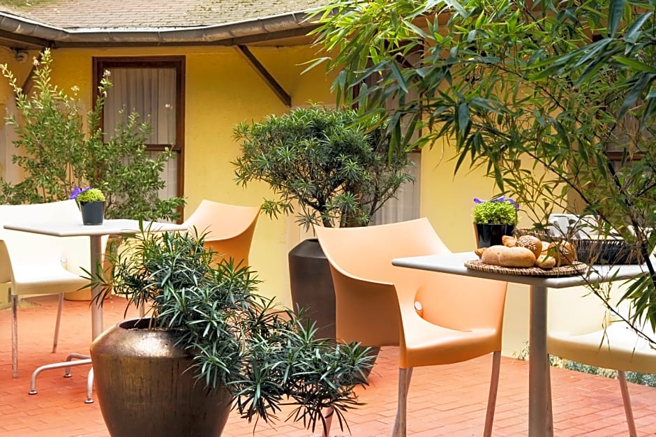 ibis Styles Paris Eiffel Cambronne