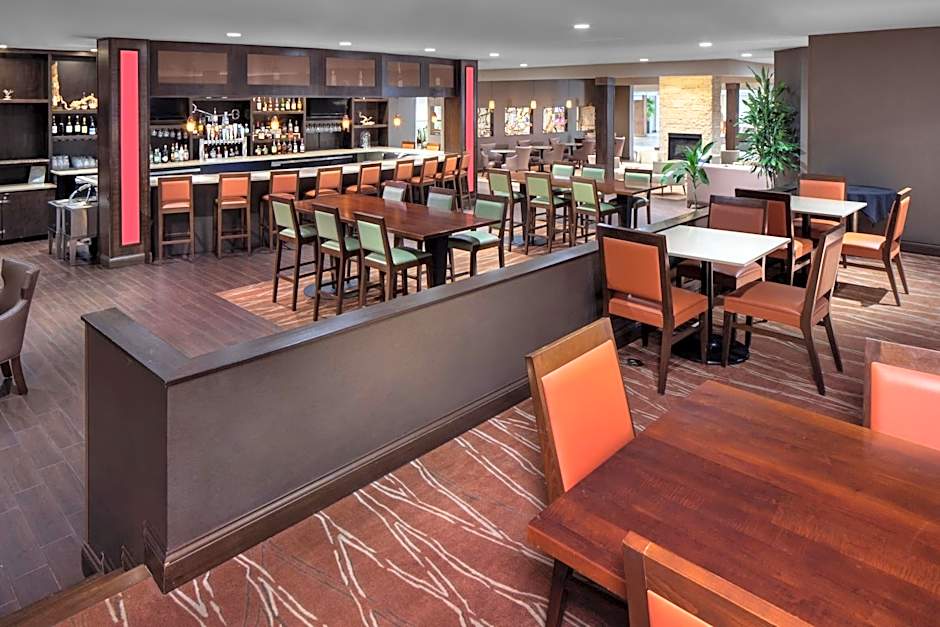 DoubleTree By Hilton Cleveland East Beachwood