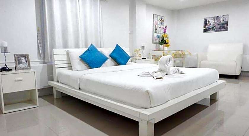 Chic Hotel Suratthani