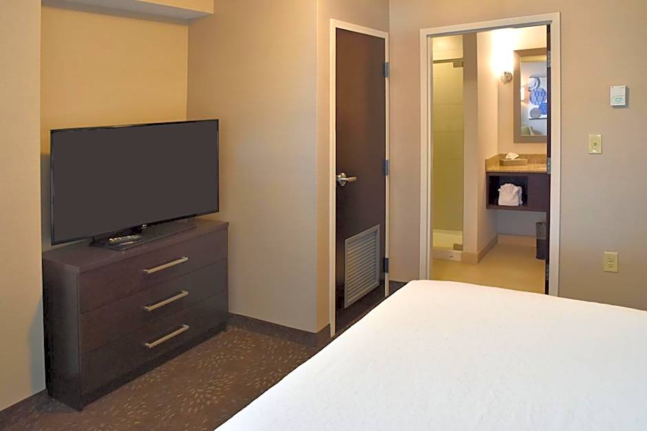Holiday Inn Canton-Belden Village By IHG