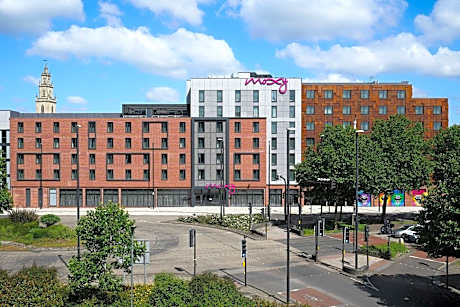 Moxy Bristol