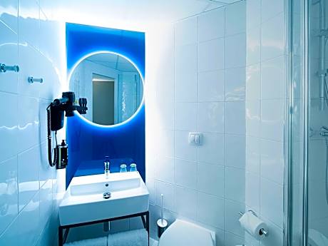 Standard Room With 2 Single Beds