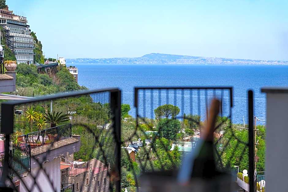Sofì Sorrento Suites