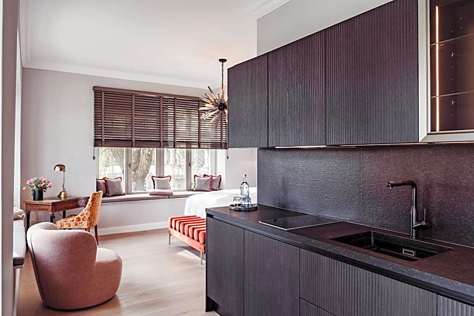 THERESET Schloss Groß Plasten