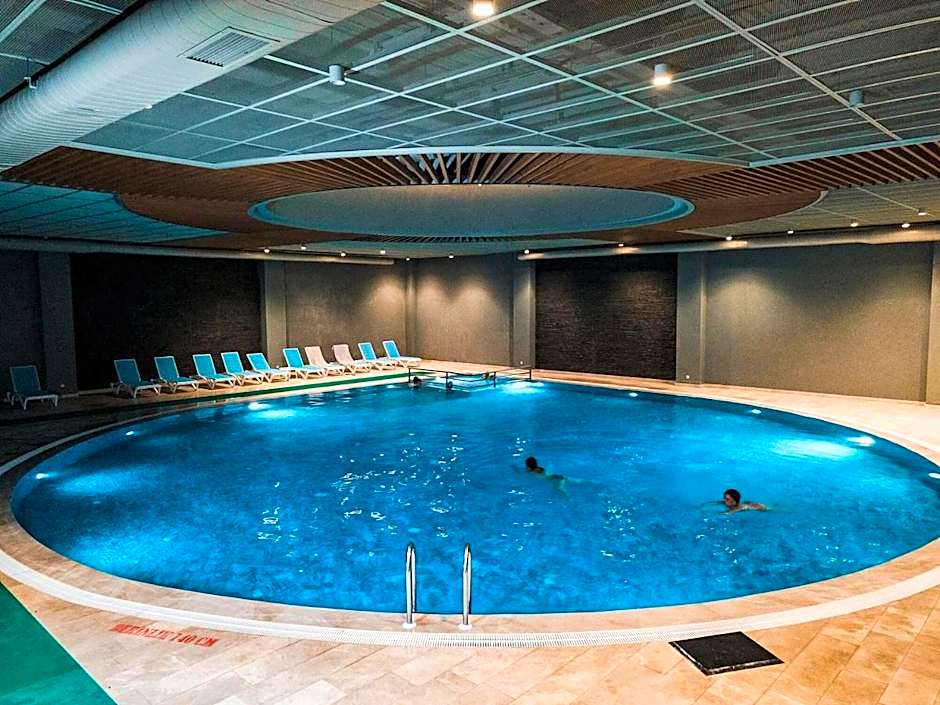 ADEMPİRA TERMAL&SPAHOTEL