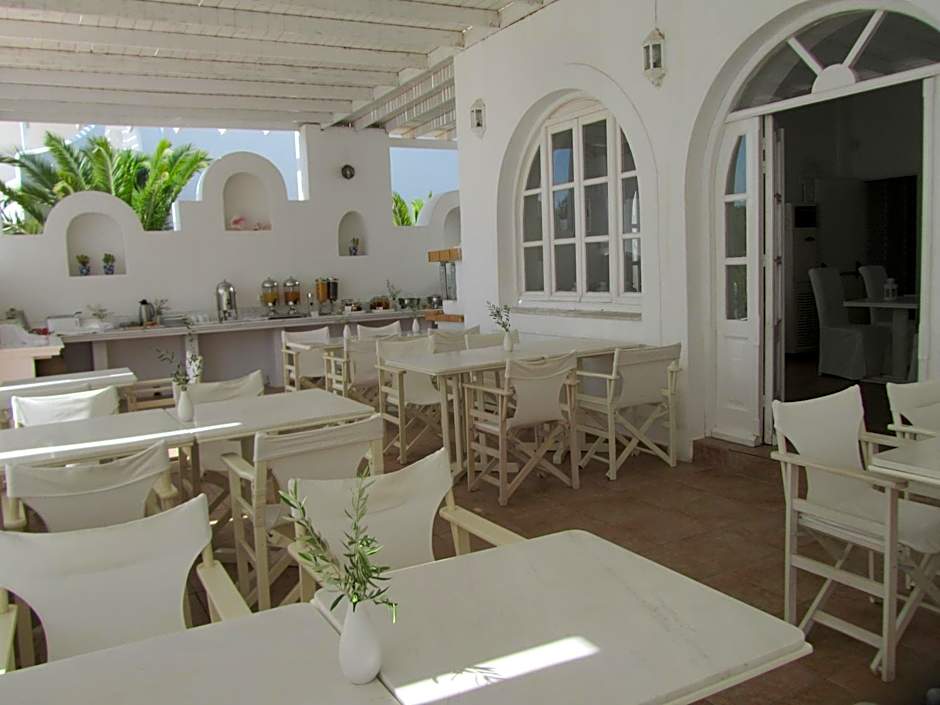 Porto Scoutari Romantic Hotel