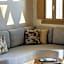Opalia Suites
