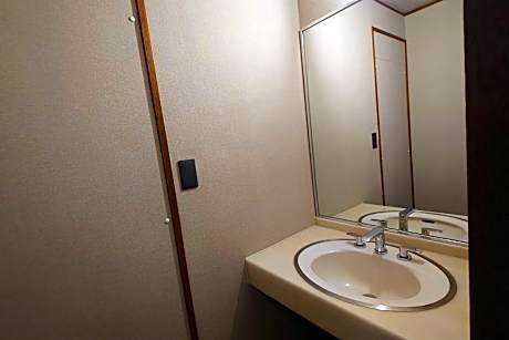 Standard Japanese-Style-Room with 10 Tatami mats - Shared Bathroom - Non-Smoking