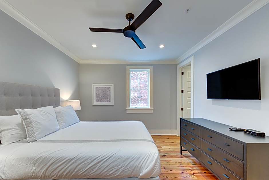 The Quarters on King