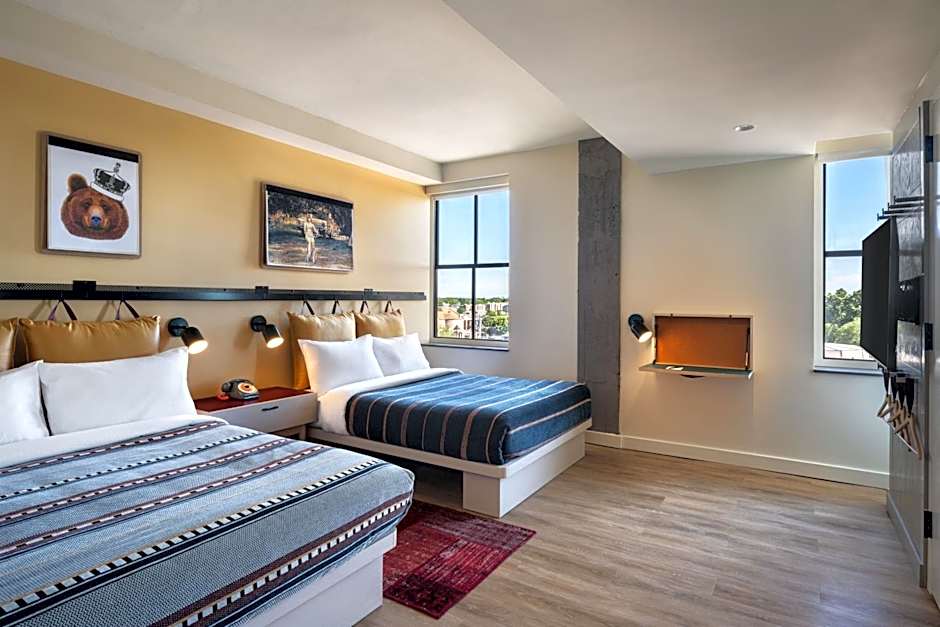 Moxy Springfield Downtown