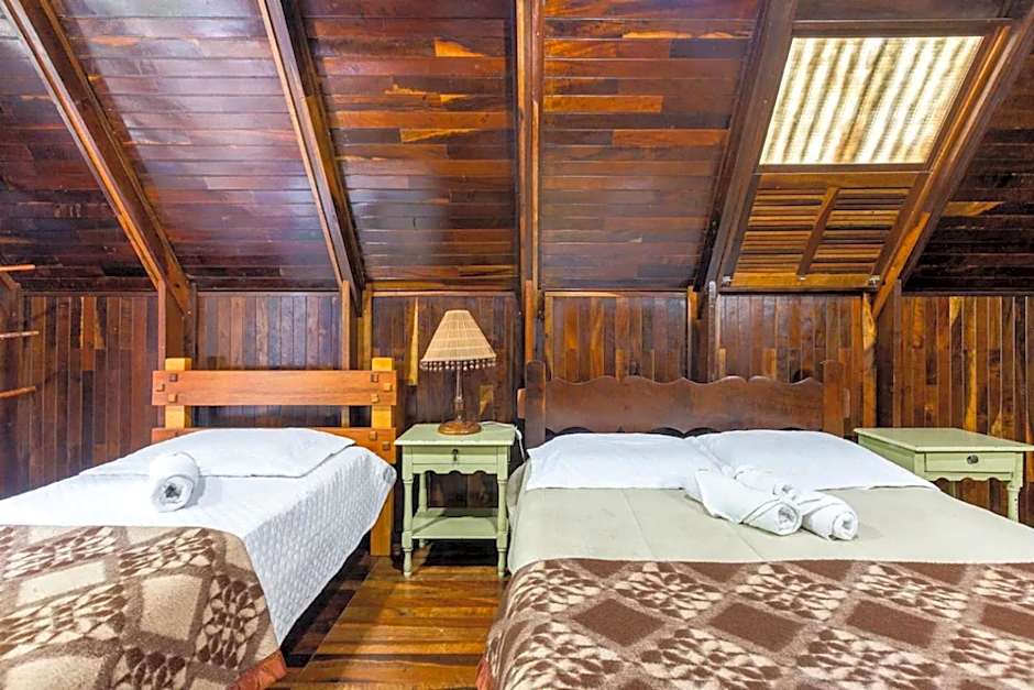 Chalé inteiro completo a 5 min a pé do Capivari - Campos do Jordão