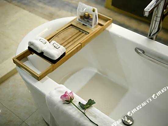 A Balance Hotel (Ningbo Eastern New Town Convention Center)