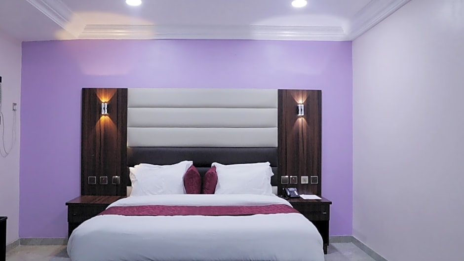 Meritz Hotels and Suites