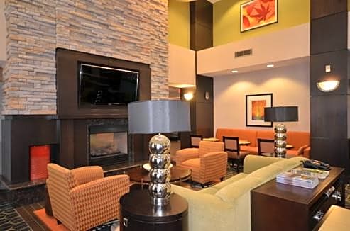 Hampton Inn and Suites Tulsa/Catoosa