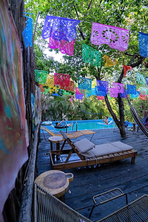 MAUI HOSTELS TULUM