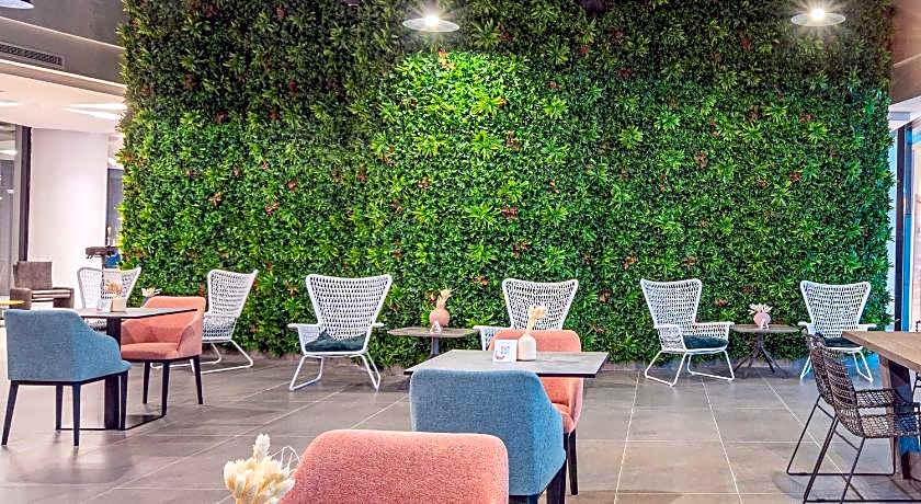 Pyramisa Hotel Apartments Dubai